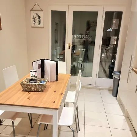 Notting Hill 2 Bed Flat - 5 Min To Portobello Road * London