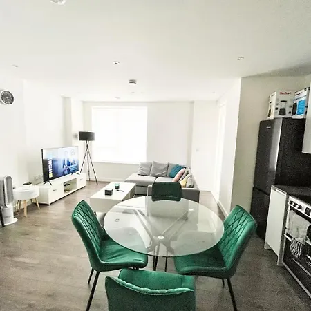 Apartment Kins Place *
