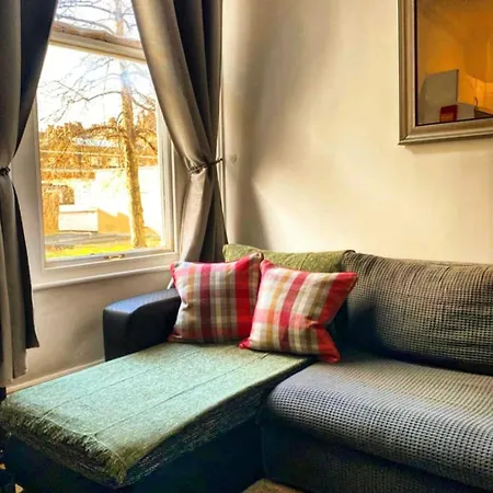 Entire Flat Notting Hill, *