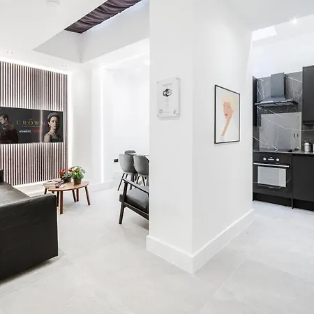Luxury 2 Bedroom In Holiday home
