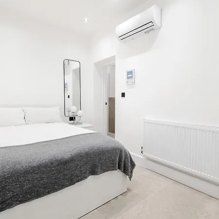 Luxury 2 Bedroom In Holiday home London
