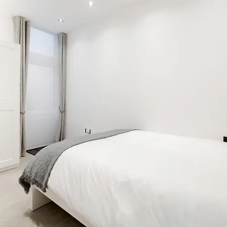 Holiday home Luxury 2 Bedroom In London