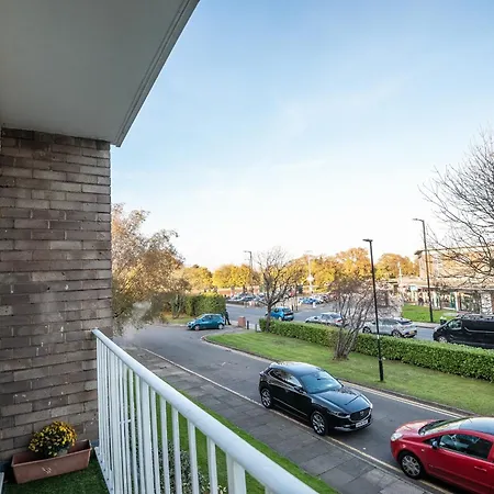 Spacious2br-balcony-parking-25mincentrallondon London