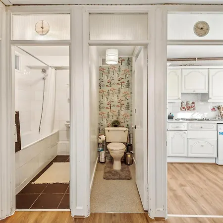 Spacious2br-balcony-parking-25mincentrallondon Apartment