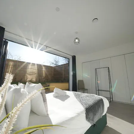 Broadway Great 7-minute Walk From The Underground * Ealing