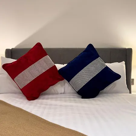 Luxury 2 Bedroom Edgware Road By Wild Apartment London