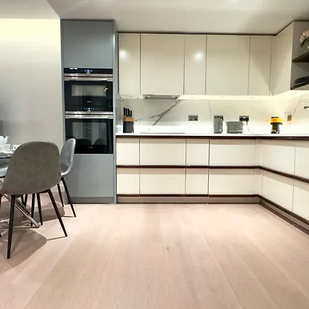 Luxury 2 Bedroom Edgware Road By Wild * London