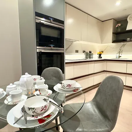 Luxury 2 Bedroom Edgware Road By Wild