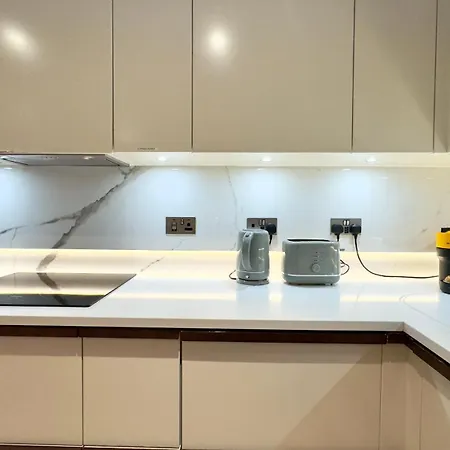 Luxury 2 Bedroom Edgware Road By Wild * London
