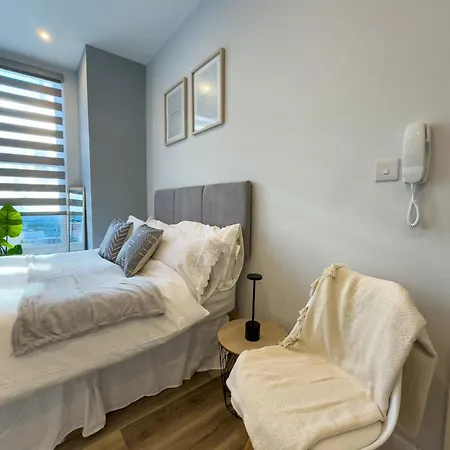 Apartment Entire Flat 4 Min Walk To Finsbury Park *