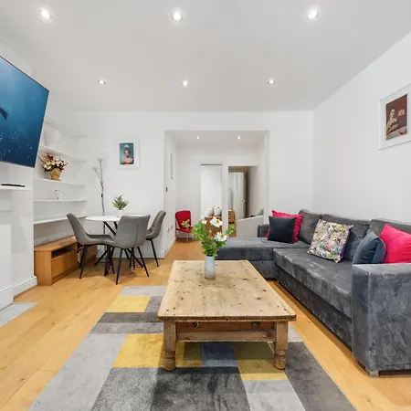 Apartment Holland Park Flat, 2bed 2bath, Breakfast, Lgf London