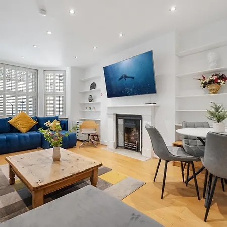 Apartment Holland Park Flat, 2bed 2bath, Breakfast, Lgf