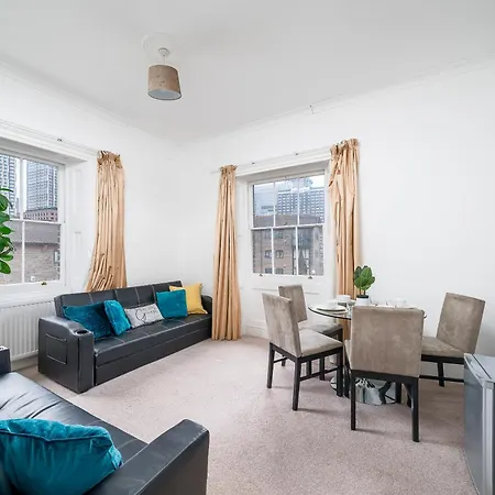 Apartment Spacious Canary Wharf Near 02 Arena, Excel Exhibition Centre, With Free Parking & Wifi