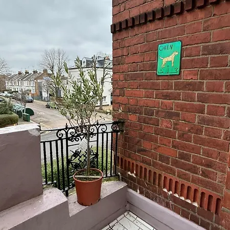 Ninas Flat London