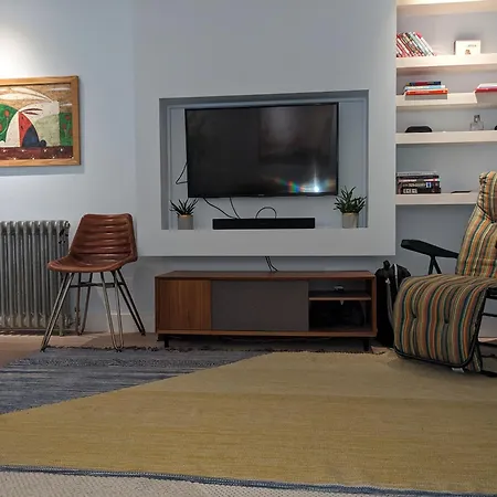 Bright And Cosy Garden Flat Apartment *
