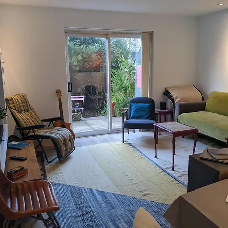 Bright And Cosy Garden Flat * Barnet