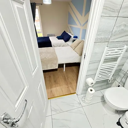 2bdr En Wembley Retreat * London