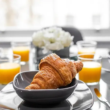 Air Conditioned Luxstay Mayfair