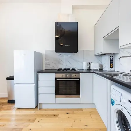 Spacious Islington *