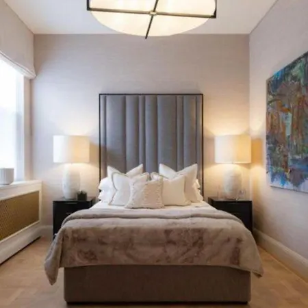 Mayfair Penthouse Location Sleeps 6 London