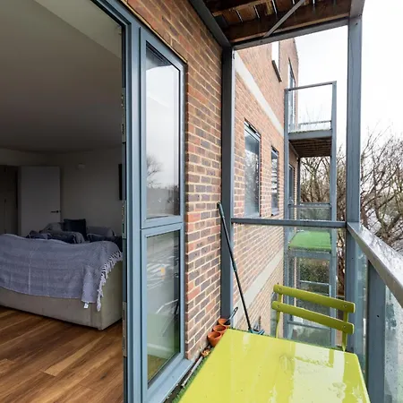 Contemporary 3bd Flat Close To Regents Canal * London