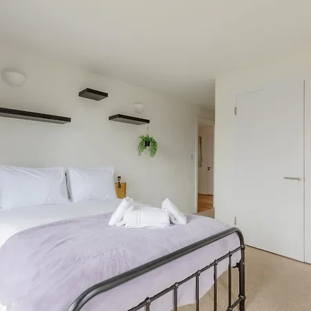 Apartment Contemporary 3bd Flat Close To Regents Canal London
