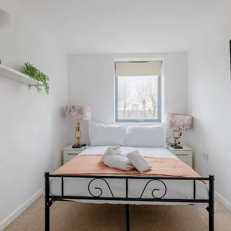 Apartment Contemporary 3bd Flat Close To Regents Canal