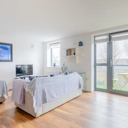 Contemporary 3bd Flat Close To Regents Canal Apartment