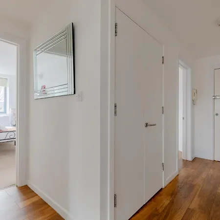 Contemporary 3bd Flat Close To Regents Canal London
