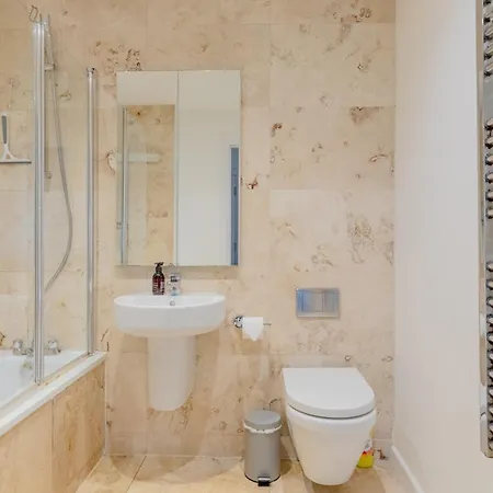 Contemporary 3bd Flat Close To Regents Canal Apartment London