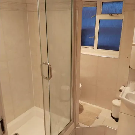 Royal Height - 3 Bed In Wembley * London