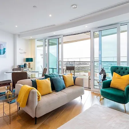 Prestige Panoramic Balcony *