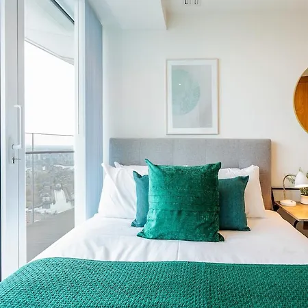 Prestige Panoramic Balcony Apartment
