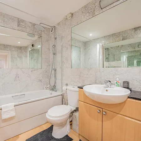 Apartment Homely 2 Bedroom Flat Near Tower Bridge