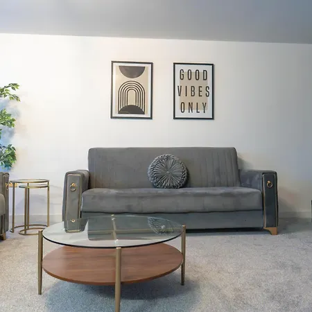 Apartment The Hideaway London