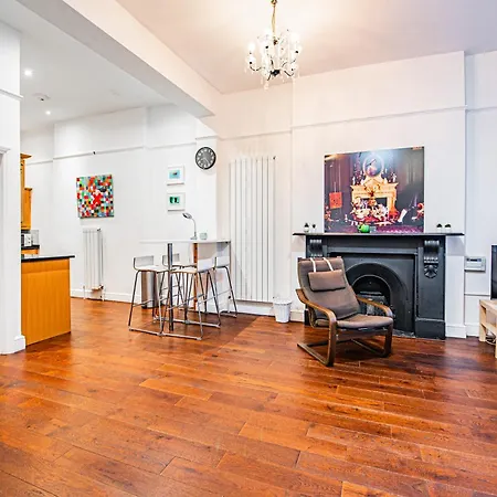 Spacious Bright In Romantic Notting Hill * London