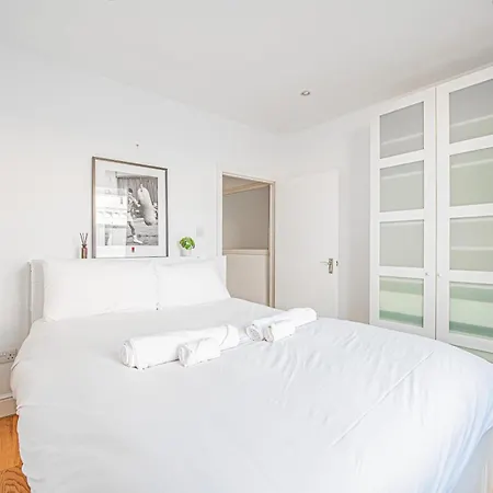 Charming 1-bed Next To Portobello & Notting Hill *