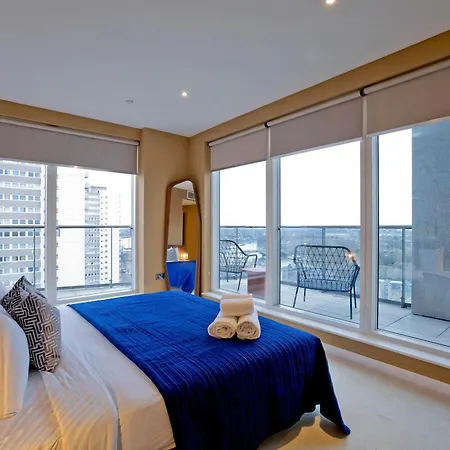 Apartment Luxury 360 Penthouse With Gym & Parking