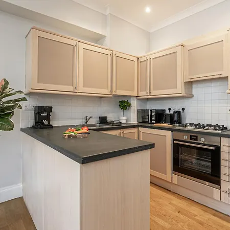 Kensington Apartment