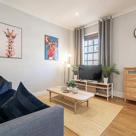 Apartment Kensington London