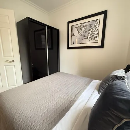 Apartment 2 Bed In Oxford Street *