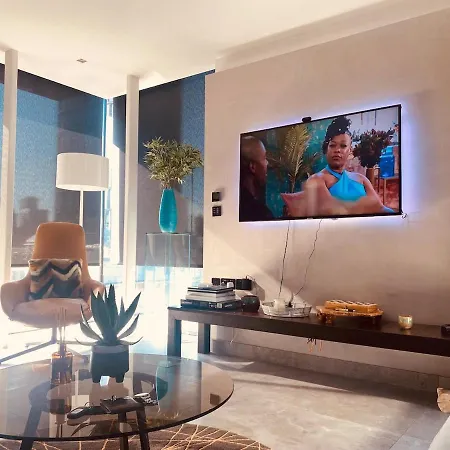 Trendy Shoreditch 3 Bed 2 Bath Penthouse With Terrace & Park View