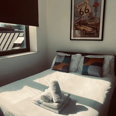 Trendy Shoreditch 3 Bed 2 Bath Penthouse With Terrace & Park View * Londres