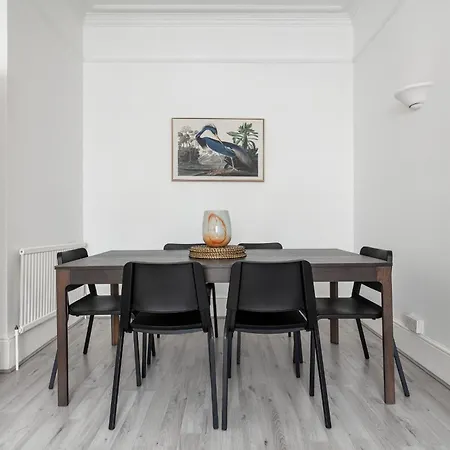 Apartment Experience Kensington Class In 2bd