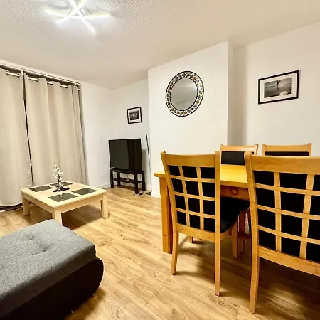 4 Bedroom Maisonette Camden Islington Apartment London