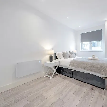 Apartment Avenir Heights By Mcf