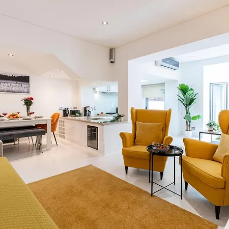 Apartment At Kensington Olympia *