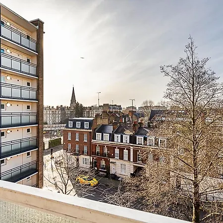 Stylish 2bedroom With Balcony Apartment