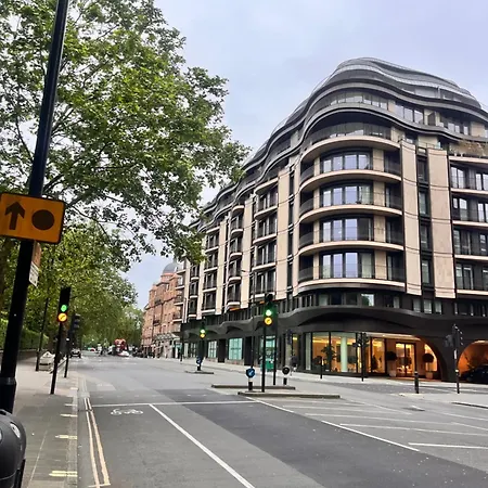 Hyde Park,2 Bedrooms 2bathrooms, Perfect For Families! Apartment London