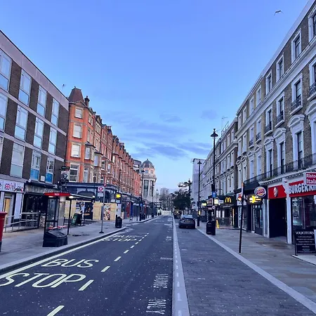 Hyde Park,2 Bedrooms 2bathrooms, Perfect For Families! Apartment *